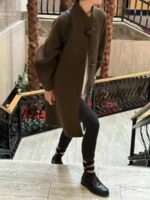 巧克力色牛角扣中长款大衣 羊毛80羊驼毛10