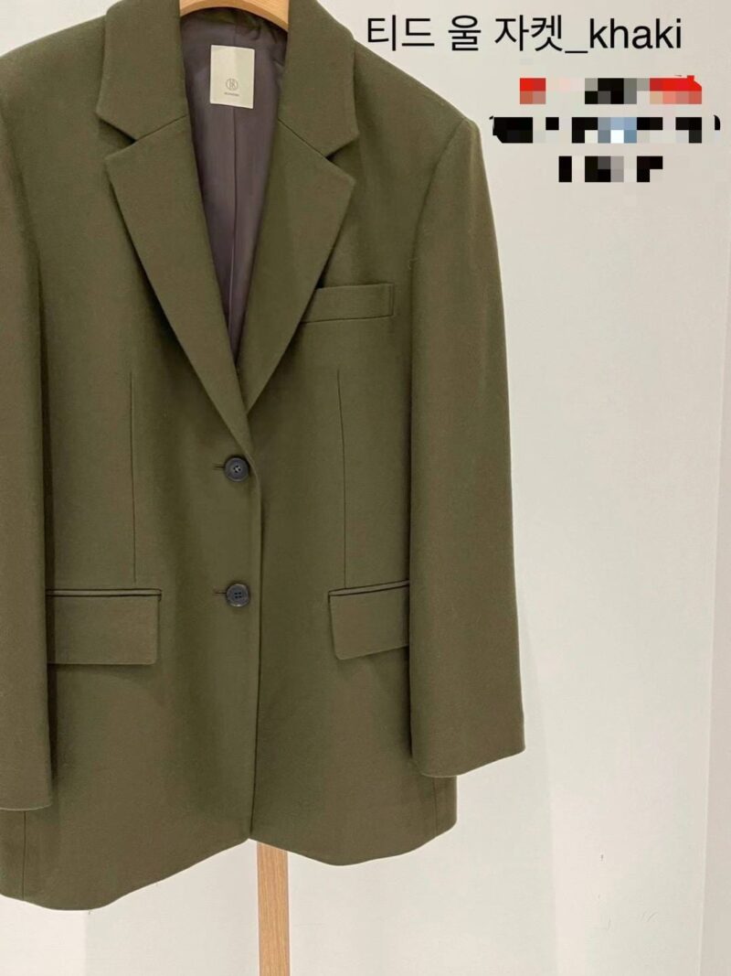 高级的卡其色冬款西装外套 羊毛98%