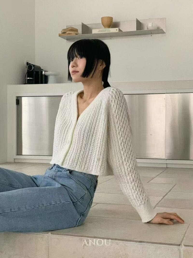 短款气质姐姐的针织开衫 太温柔了