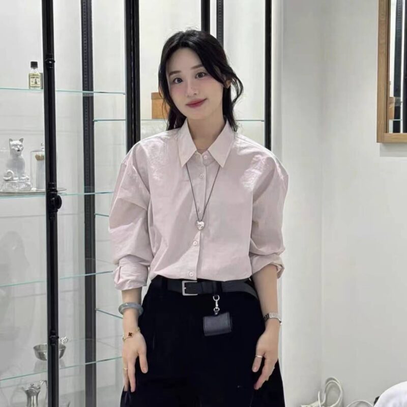 人手两件的纯棉衬衫天花板