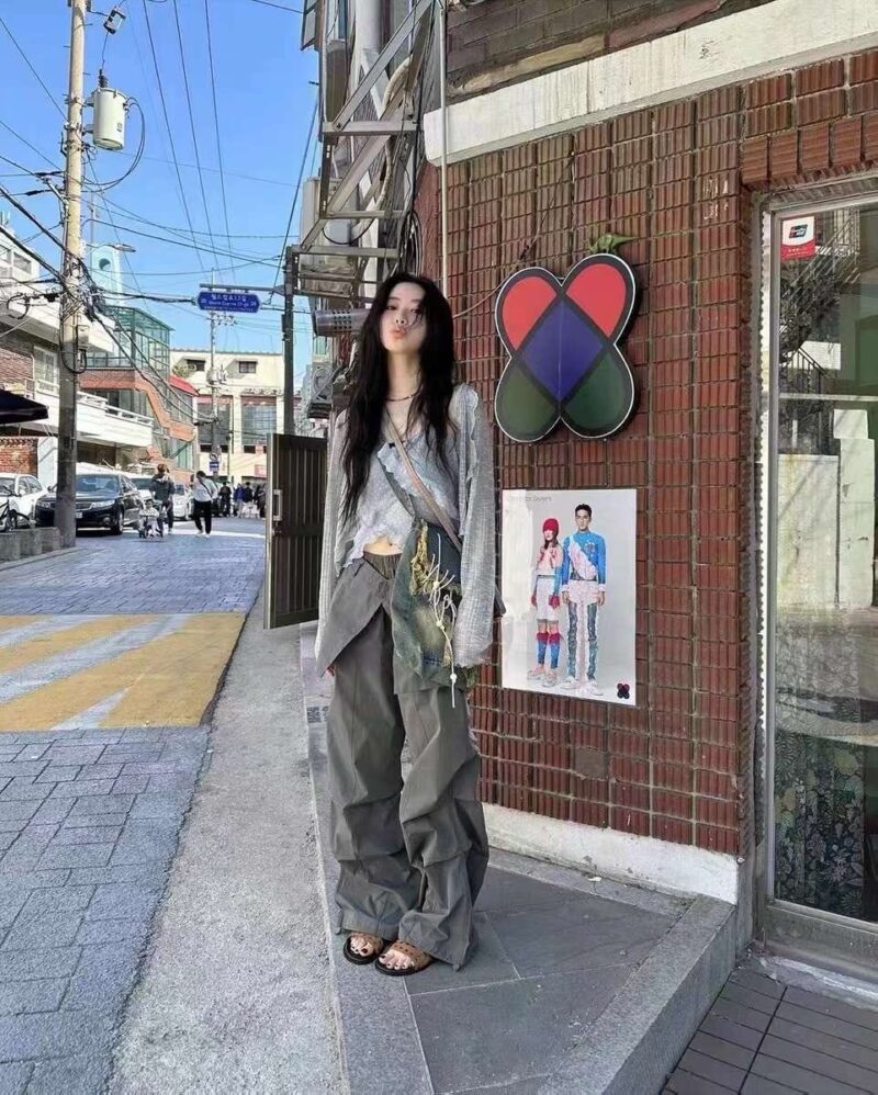 超火爆的冰丝针织防晒衣 非常显瘦