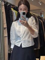 谁穿谁美的法式重工镂空复古衬衫