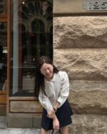 谁穿谁美的法式重工镂空复古衬衫