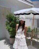 韩国ins超级受韩女欢迎的重工褶皱套装