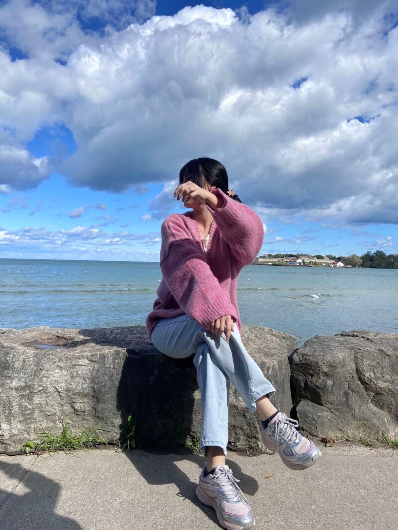 实物会更美的混织毛衣 马海毛100% 两个颜色