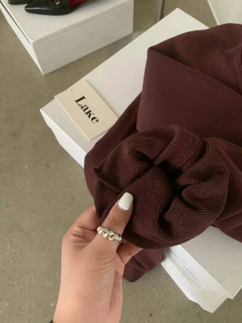 百搭基础款圆领卫衣