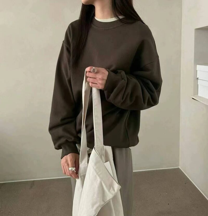 百搭基础款圆领卫衣