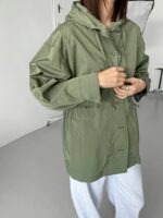 颜色超美的轻薄款冲锋衣