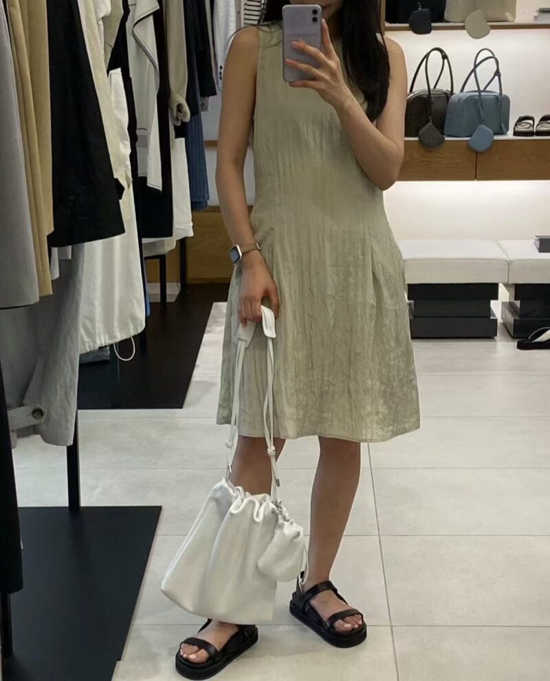 超轻薄连衣裙 做工很好不会透肤