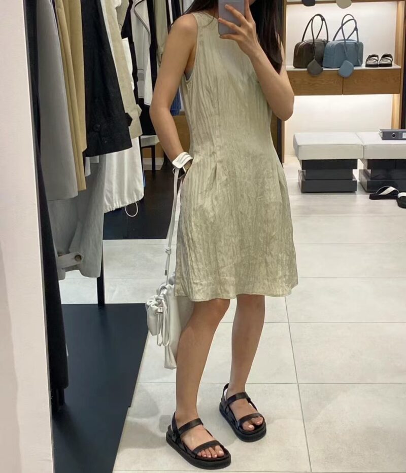 超轻薄连衣裙 做工很好不会透肤