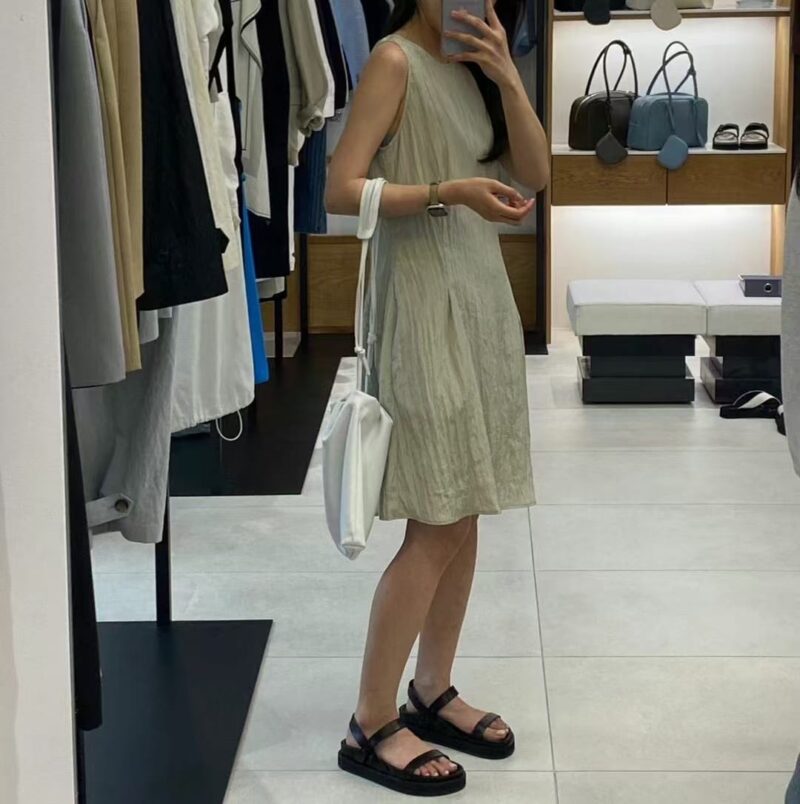 超轻薄连衣裙 做工很好不会透肤