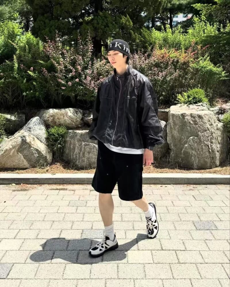 Newjeans 同款复古亮面风衣 [黑色]