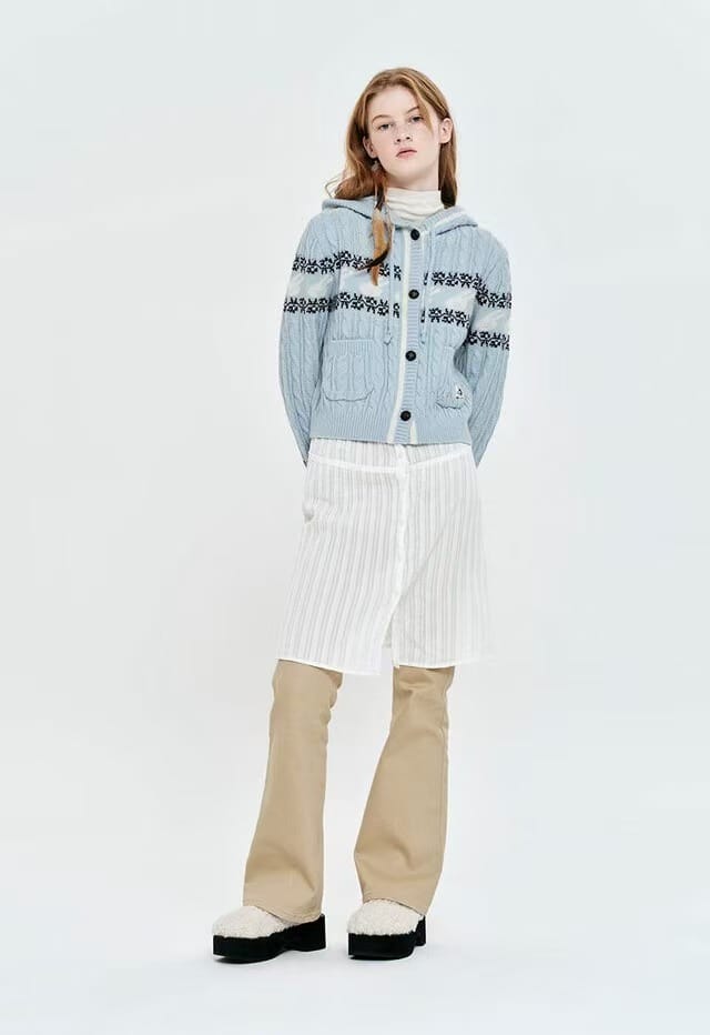 baby蓝费尔岛兔兔连帽开衫