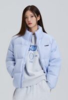 绝美冰川蓝刺绣logo羽绒服