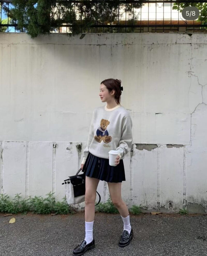 韩国ins大爆款 温柔又可爱的小熊毛衣