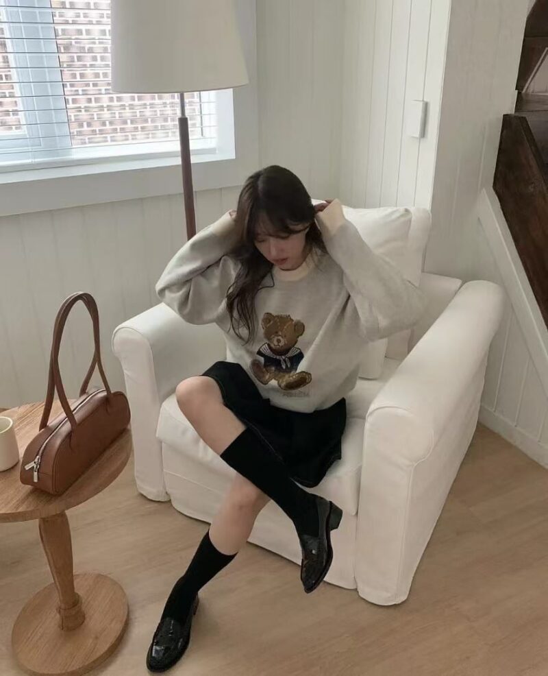 韩国ins大爆款 温柔又可爱的小熊毛衣