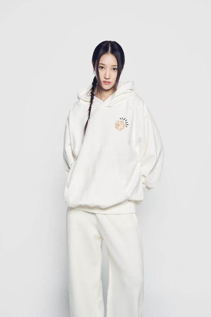 HOSHI x ADLV 虎子参与设计的卫衣男女同款 白色