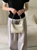 LEONIE 100%荔枝纹牛皮 蝴蝶结腋下包