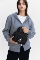 Kangol 超能装的奶乎乎保龄球包包 黑色