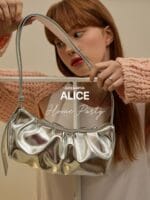 Alicemartha 韩国ins超火的云朵银色包包