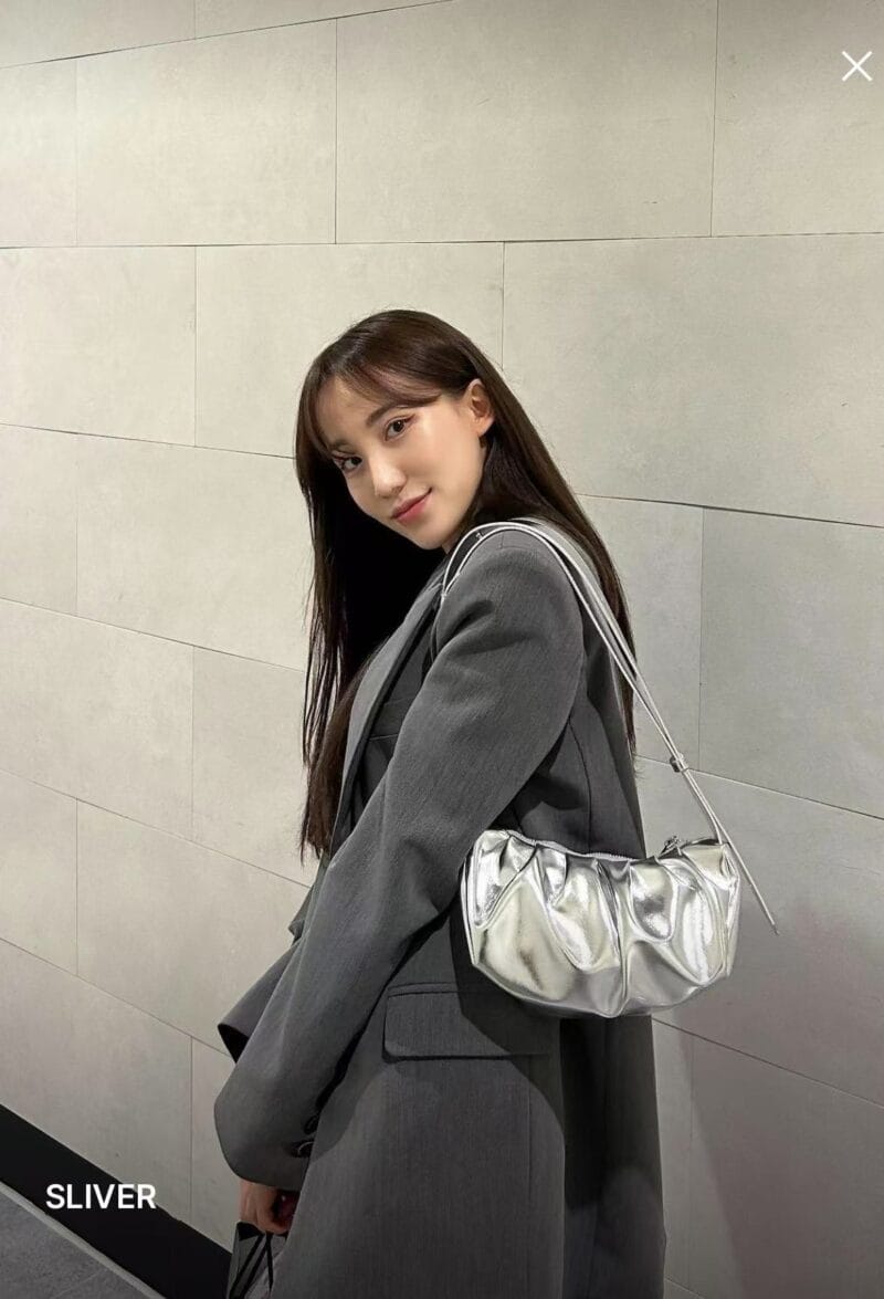 Alicemartha 韩国ins超火的云朵银色包包