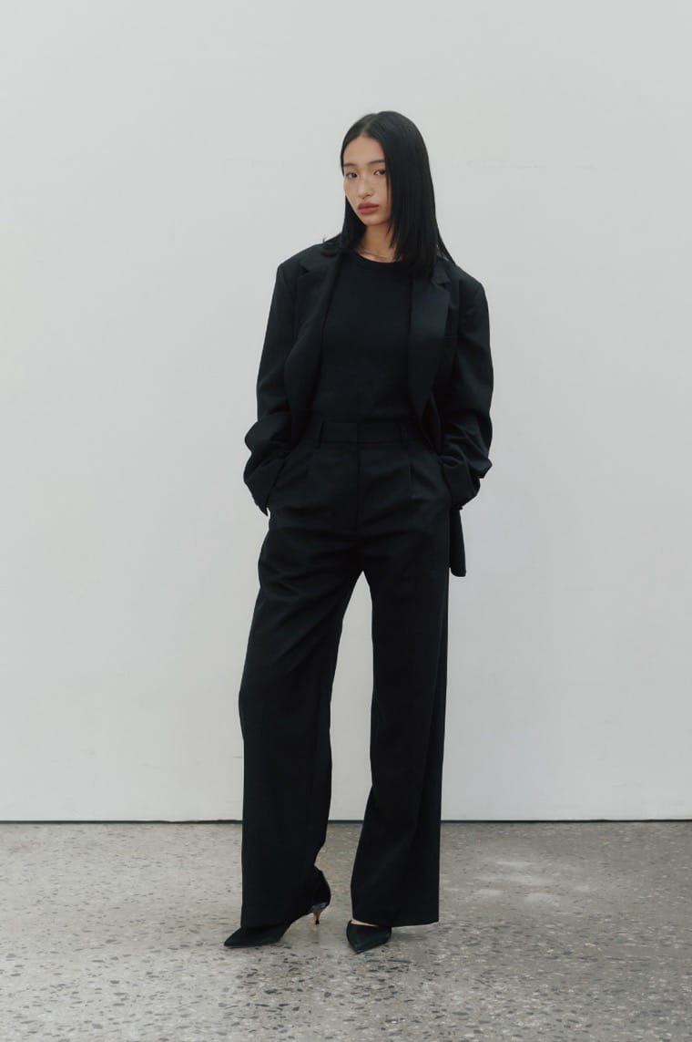 Noirer 很显高级的薄款含羊毛50% 西装