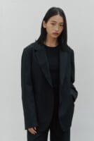 Noirer 很显高级的薄款含羊毛50% 西装