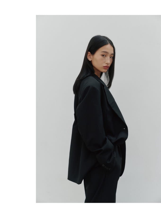 Noirer 很显高级的薄款含羊毛50% 西装