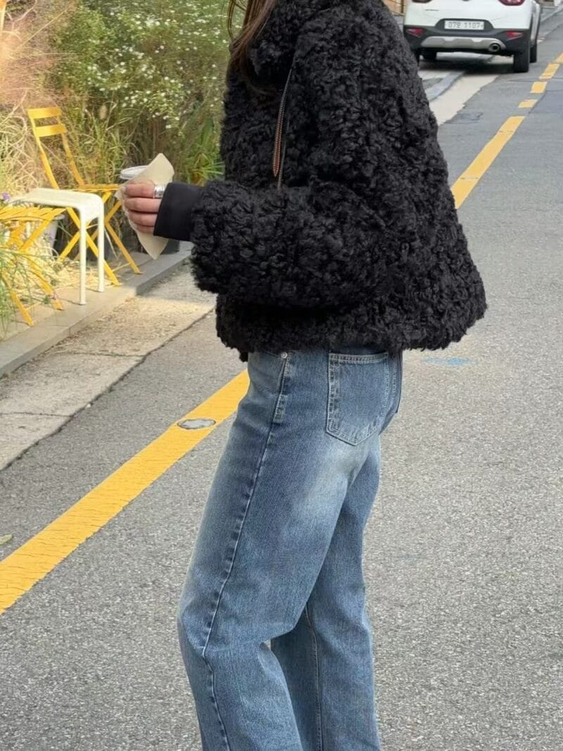 完全不会显臃肿的泰迪毛 毛毛超软 巨显瘦的黑色