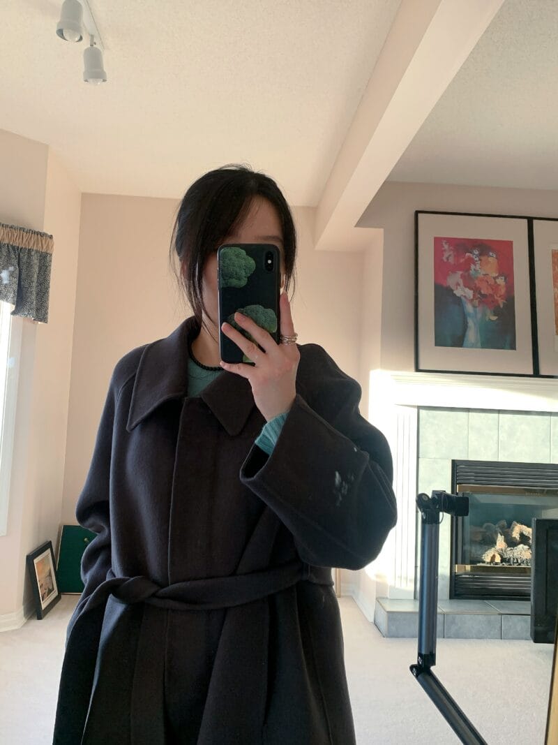 很高级的浅烟灰色100%羊毛大衣 不薄不厚刚刚好