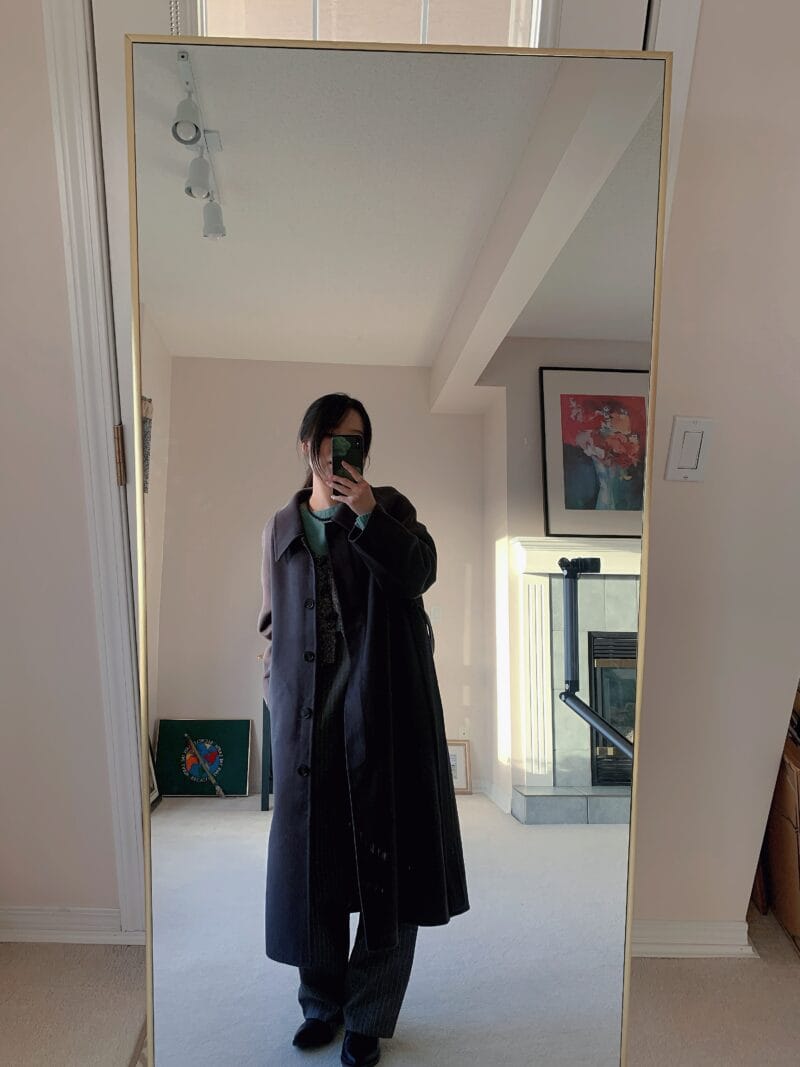 很高级的浅烟灰色100%羊毛大衣 不薄不厚刚刚好