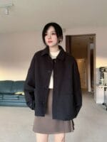 面料很好很扎实的黑色 短款大衣