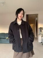 面料很好很扎实的黑色 短款大衣