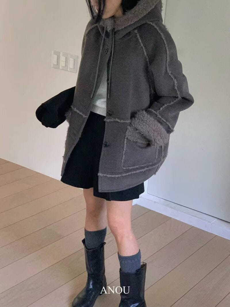 今年新款 超级火爆墨色皮毛一体 好高级