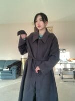 很高级的浅烟灰色100%羊毛大衣 不薄不厚刚刚好