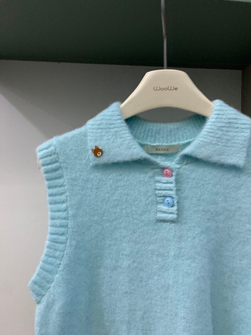 可爱的糖果色马甲