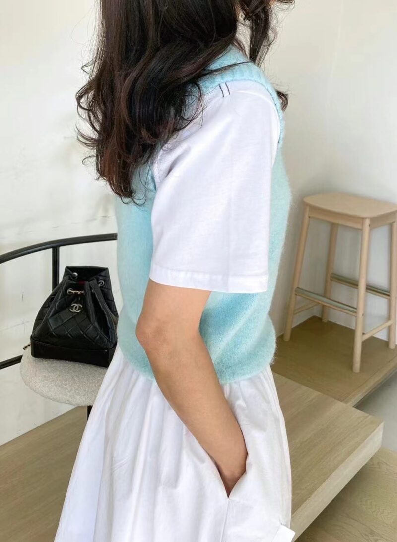 可爱的糖果色马甲