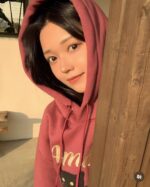 Black Cat绝美梅子色加绒连帽卫衣