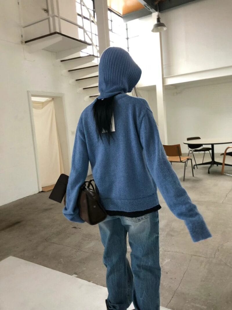 马海毛70 氛围感假两件V领毛衣