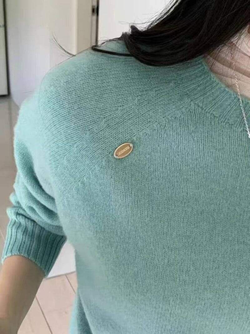 无缝一体毛衣100%羊毛 一点都不扎是很显瘦慵懒感up