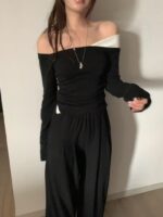 独特剪裁的露肩拼色上衣 超级显廋 两色