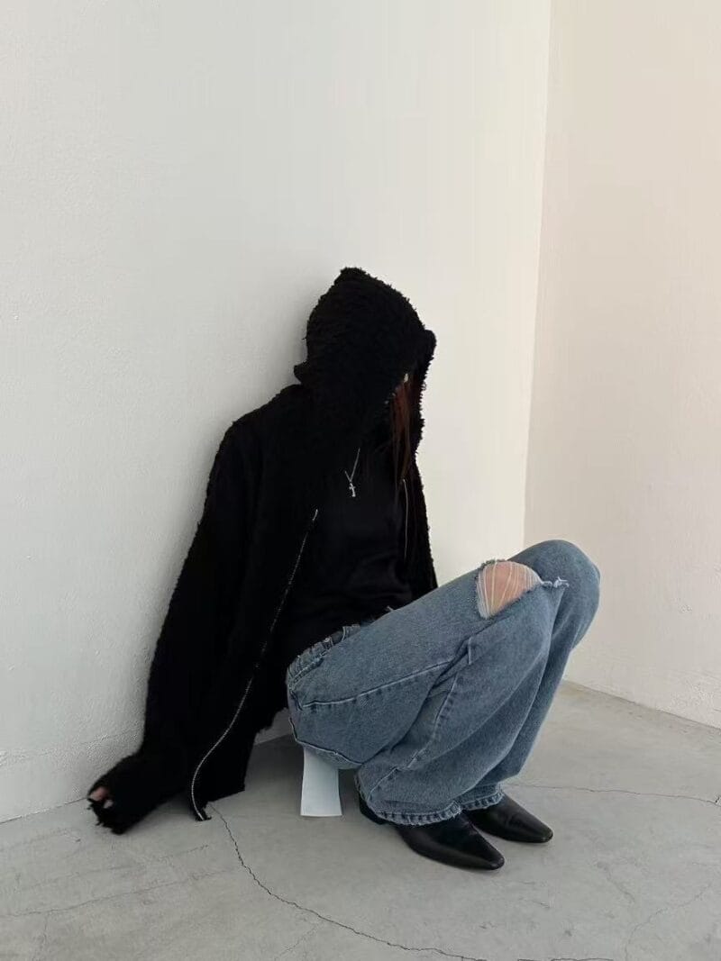 慵懒感满分 很有个性的黑色外套羊毛55%