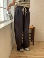 人手两条的铜氨丝卫裤 不起球不易皱还超显瘦