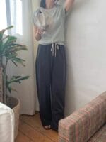 人手两条的铜氨丝卫裤 不起球不易皱还超显瘦