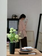 宋慧乔同款的多重穿法 心机衬衫可当防晒外套 两色