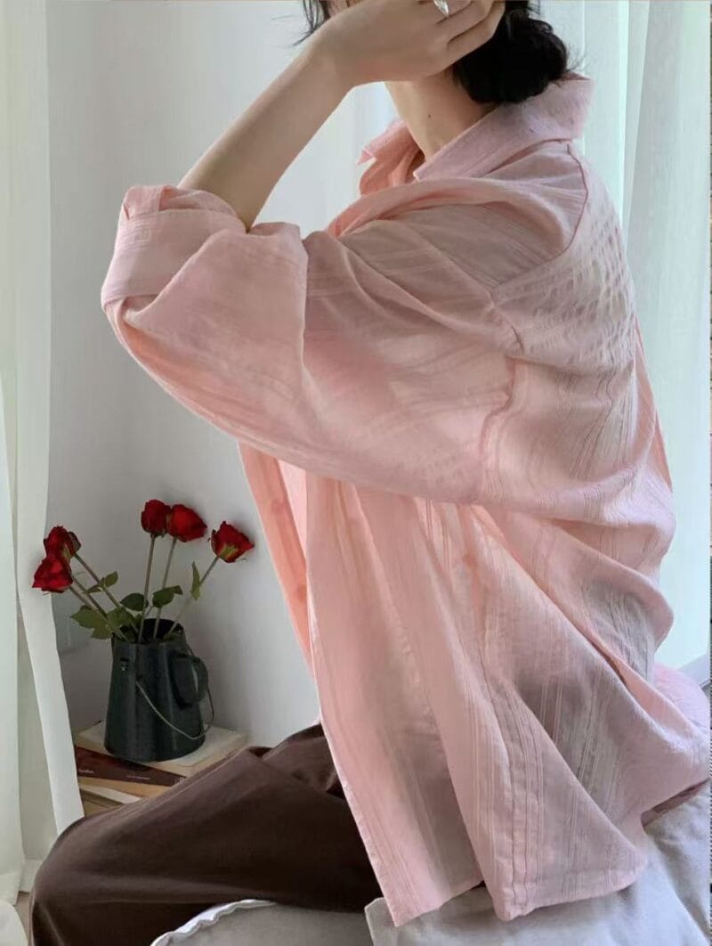 宋慧乔同款的多重穿法 心机衬衫可当防晒外套 两色