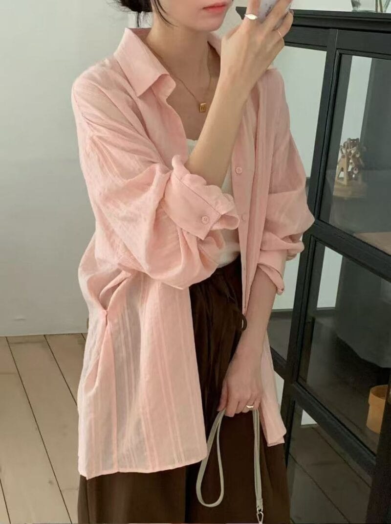 宋慧乔同款的多重穿法 心机衬衫可当防晒外套 两色