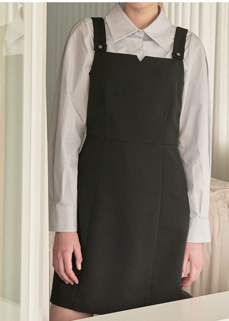 MICANE Serendipity Puff Logo Blouse