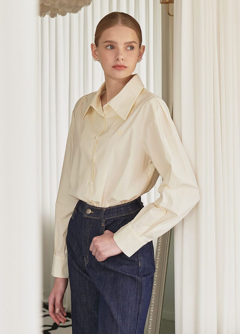 MICANE Serendipity Puff Logo Blouse