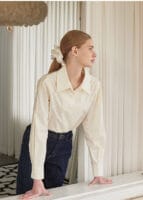 MICANE Serendipity Puff Logo Blouse